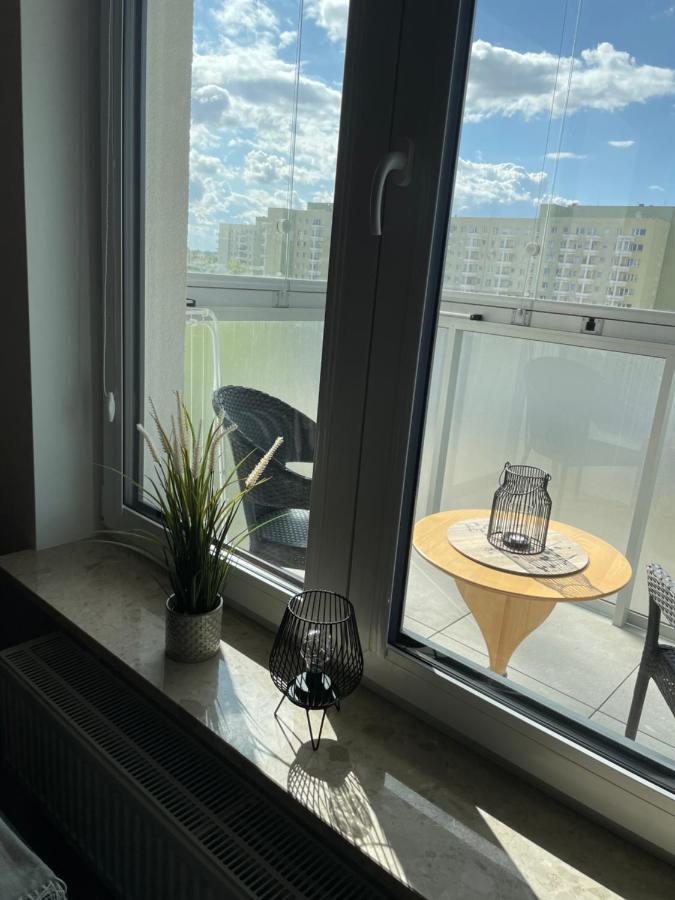 Metro Sluzew Apartamento
